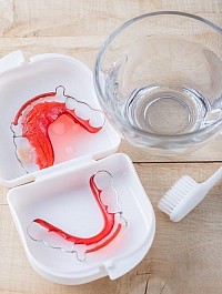 ดูแลรักษา Retainer